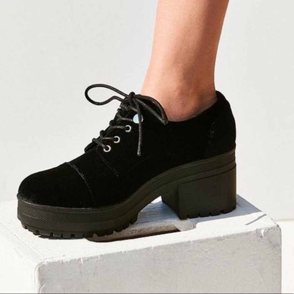 Urban Outfitters Sadie Velvet Black Oxfords